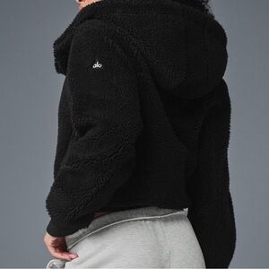 ALO Yoga Foxy Sherpa Jacket size S